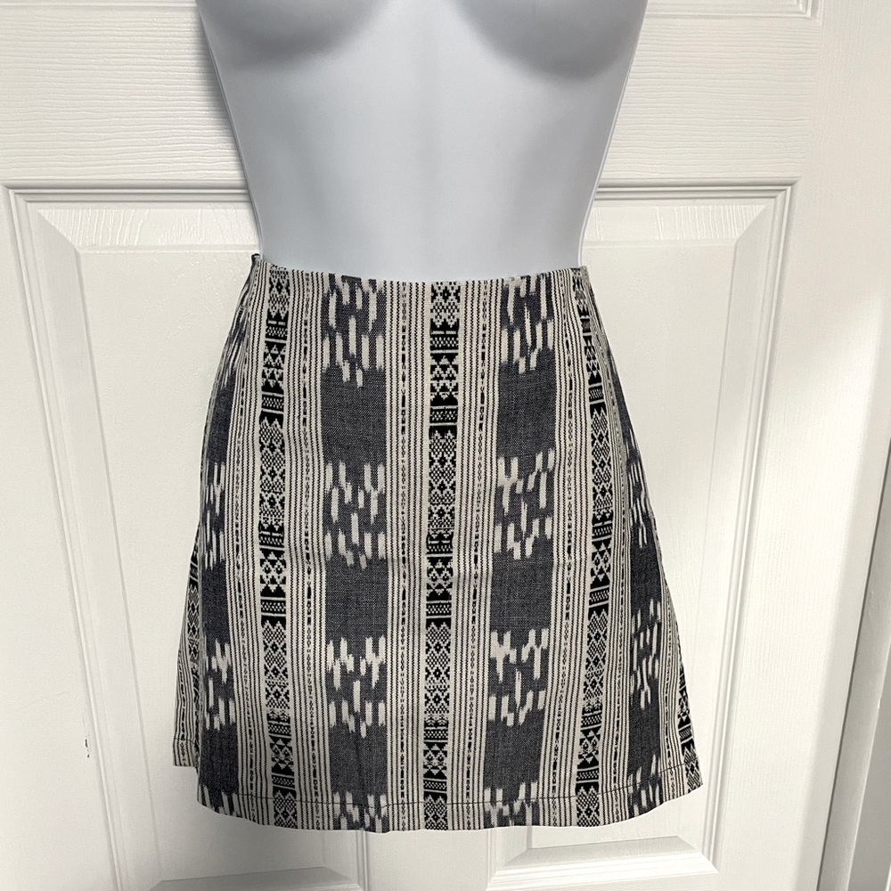 Abbeline mini skirt-size M